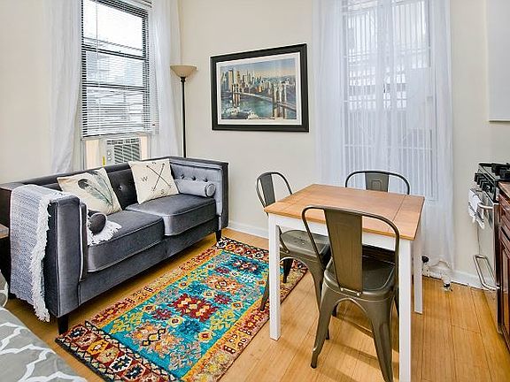 3rd image of 402 W 51st St APT 4B