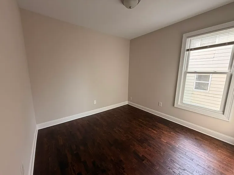 199-207 Howe Ave #203B — Photo 4