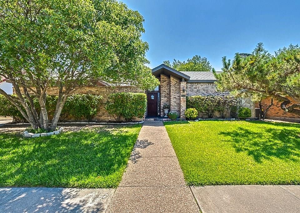 1st image of 3608 Greenway Dr