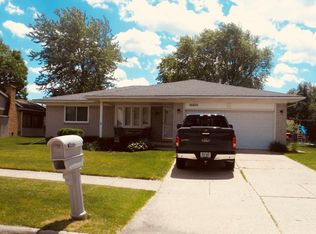 16600 Faulman Rd, Clinton Township, MI 48035