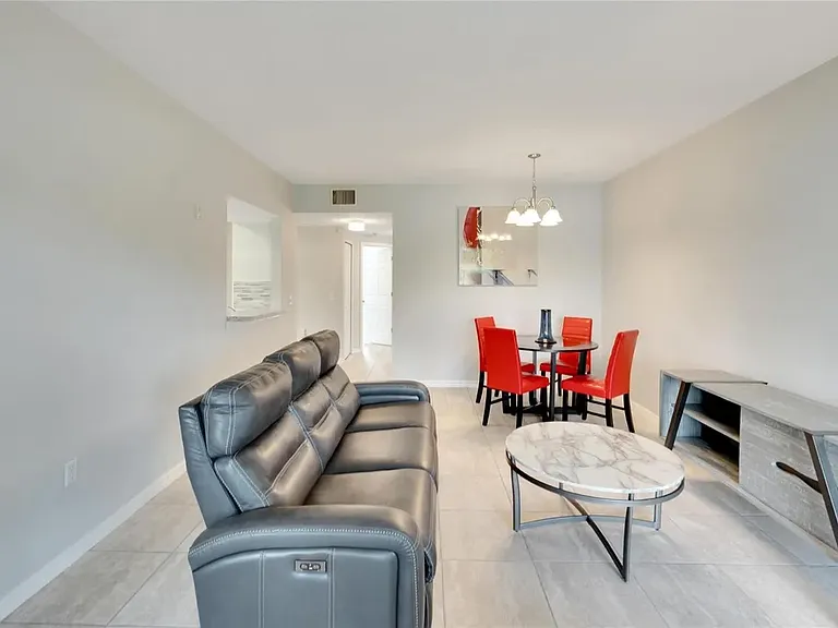 6421 Cypressdale Dr #101 — Photo 12