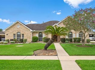 3706 Dry Creek Dr, Pasadena, TX 77505