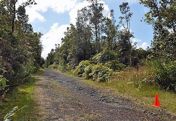 Looking in from right corner