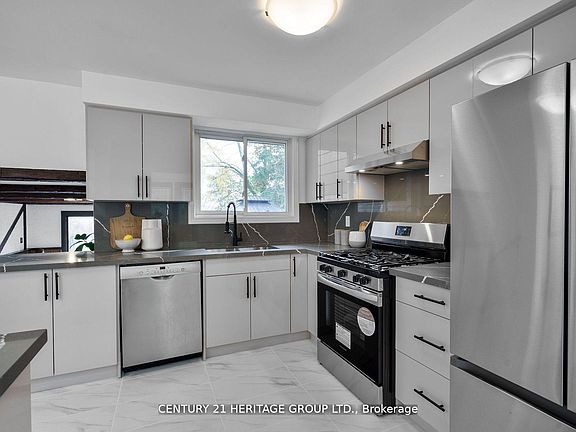 5th image of 298 Roywood Cres