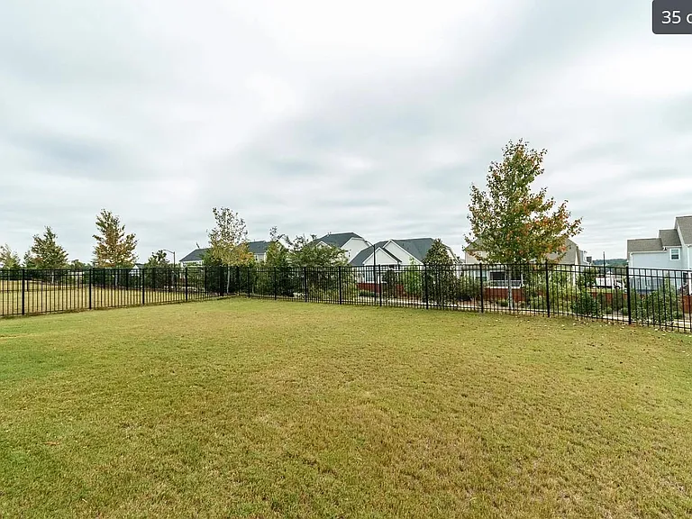 2105 Higley Dr — Photo 34