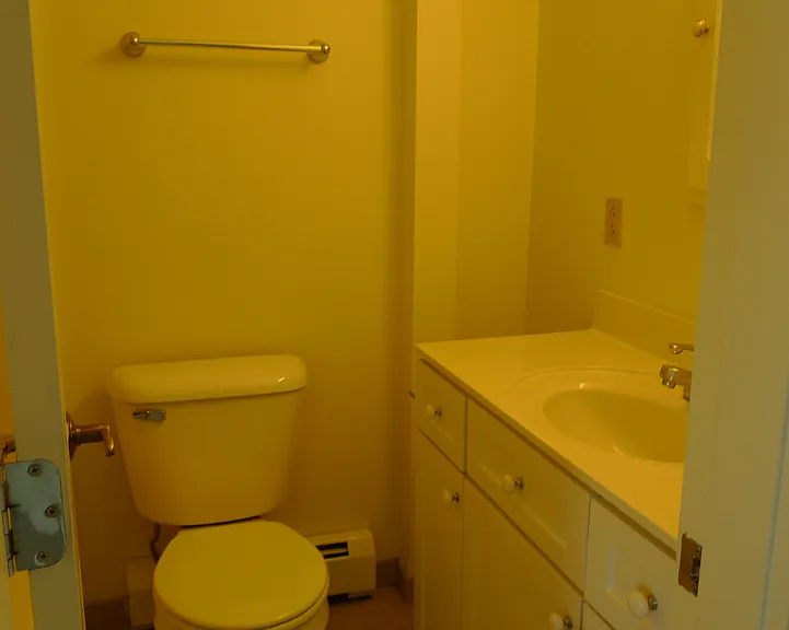 9 State Street — Photo 7