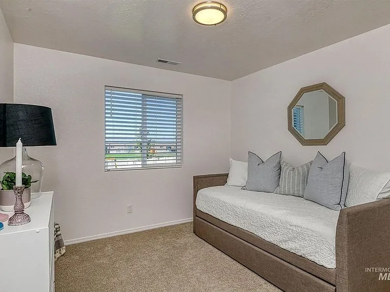733 S Flintstone Ave — Photo 21