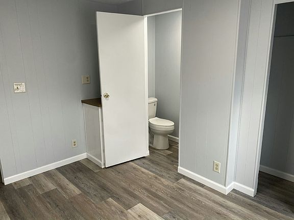 4th image of 1250 Lakeview Dr #55