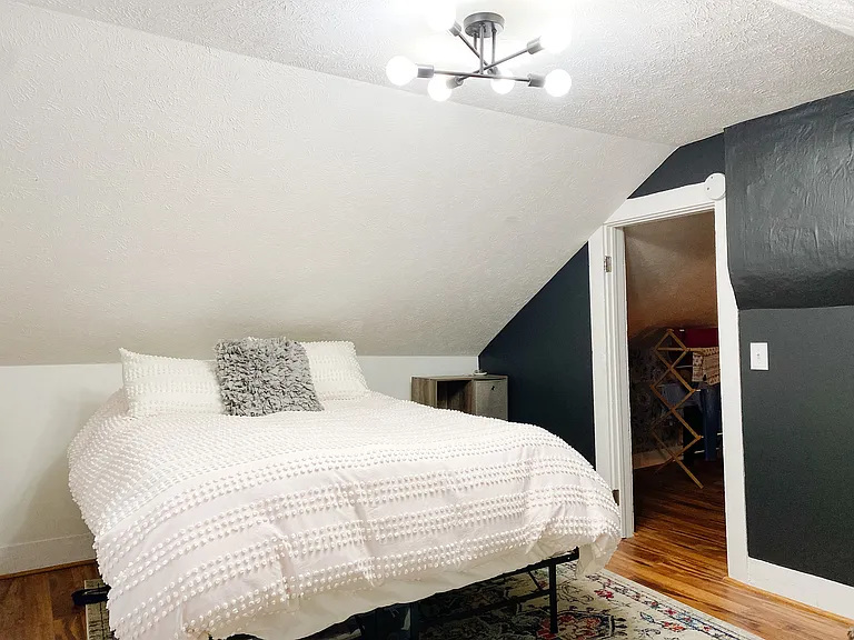1110 Jordan Lake Ave — Photo 5