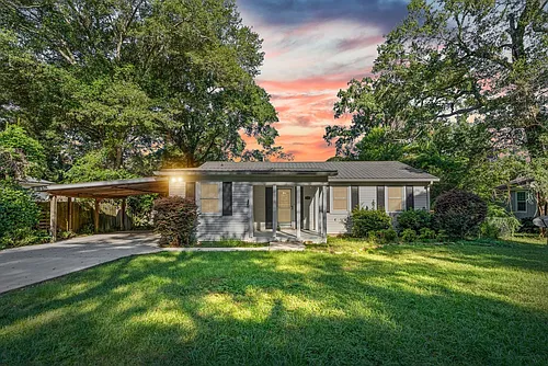 315 Azalea Cir W Photo 1