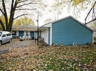 413 Rockhurst Rd, Bolingbrook, IL 60440