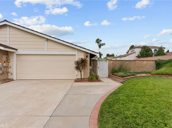 26093 Viento Ct, Santa Clarita, CA 91355