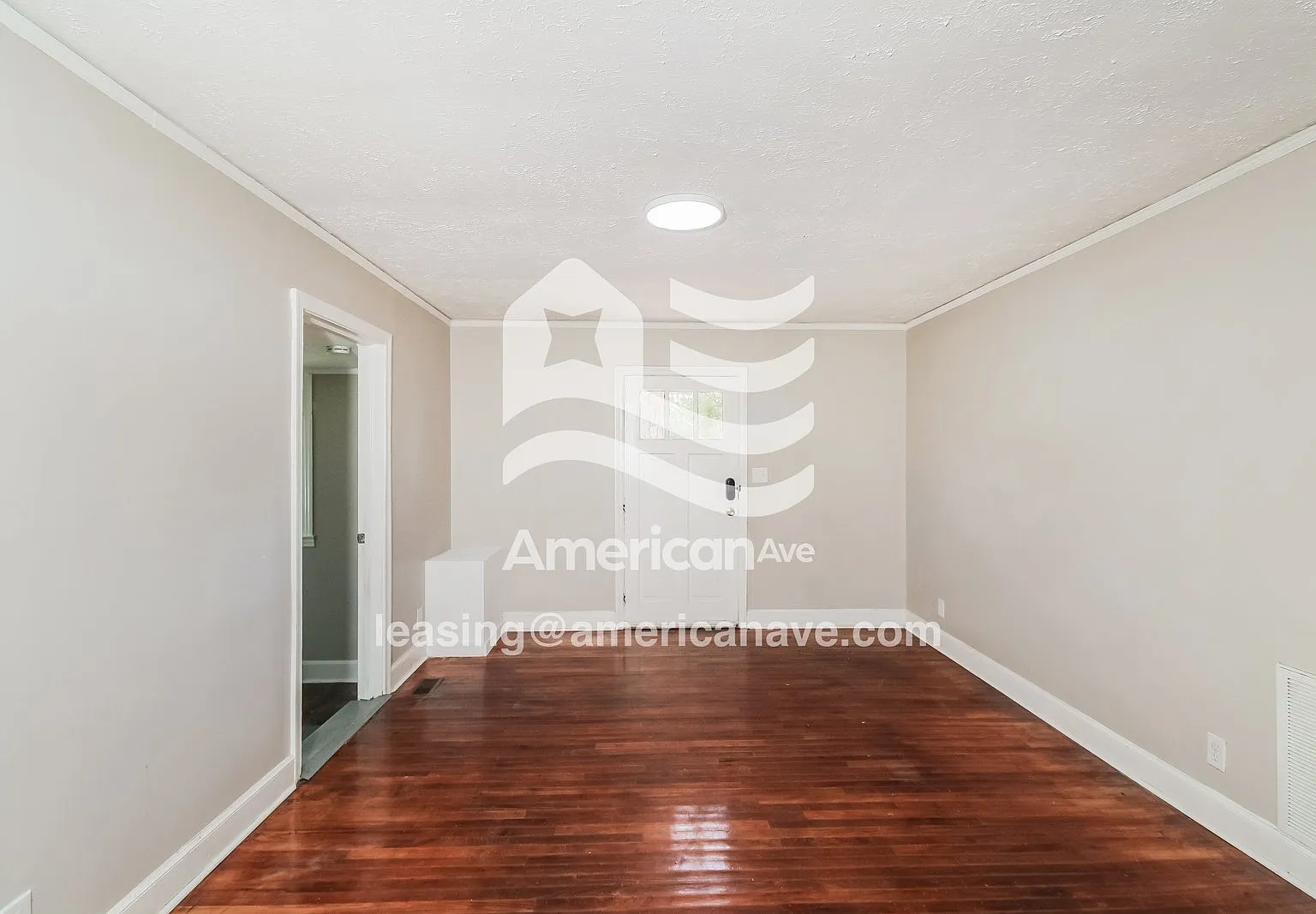 3 bed, 2.0 bath, 1088 sqft, $1,375 — Photo 3