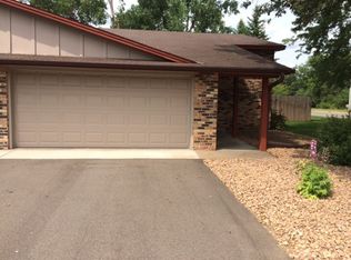 11062 Cottonwood St NW, Coon Rapids, MN 55448