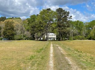 2343 Harryhogan Rd, Callao, VA 22435