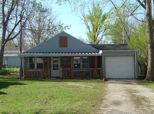1516 E Lindberg St, Springfield, MO 65804