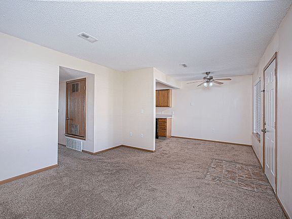 Ceiling Fan in Dining Room Area