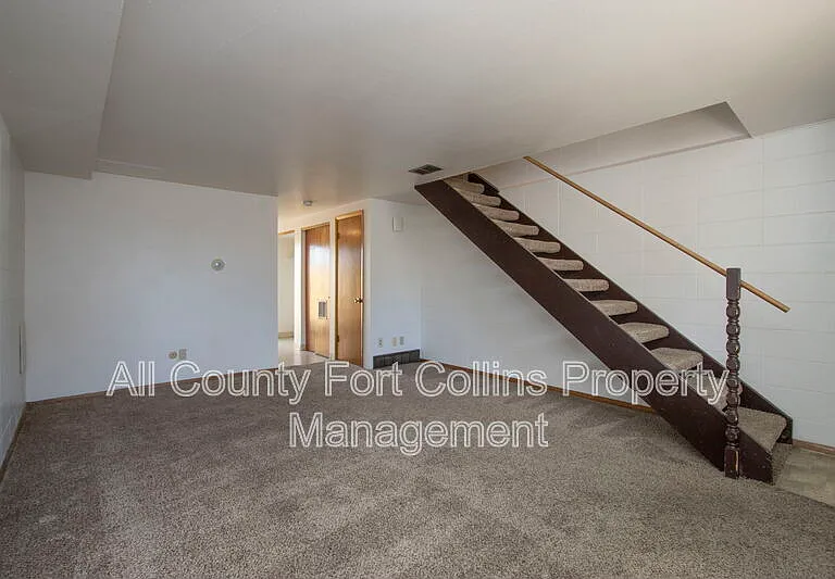 1408 S Douty Ave #1 — Photo 2