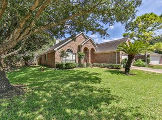 1801 Manor Cir, Rosenberg, TX 77471