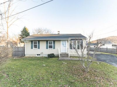 9 Essex Rd, Fishkill, NY, 12524