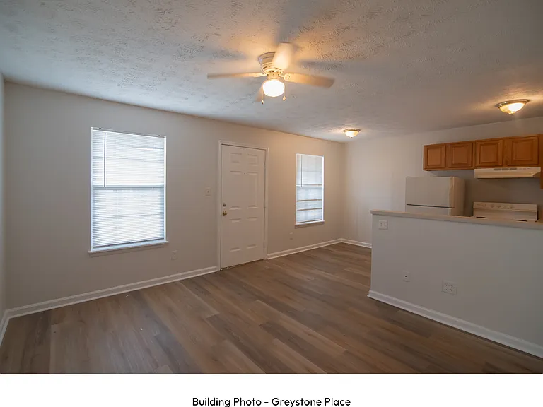 Greystone Place — Photo 17