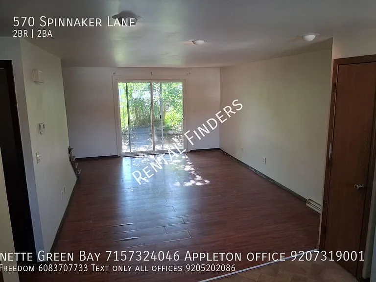 570 Spinnaker Ln — Photo 3