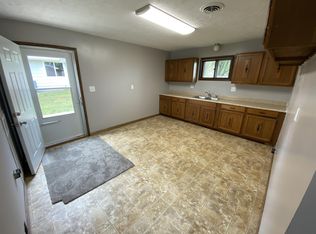 606 Paddock St Beatrice NE 68310 Zillow