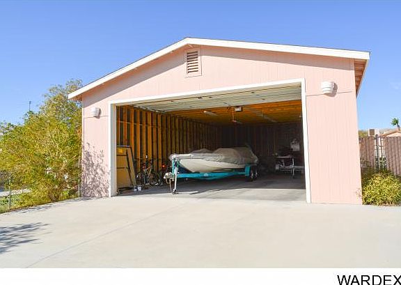 5th image of 569 Citrus St