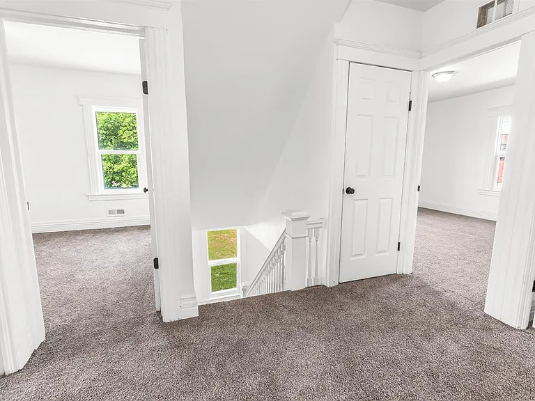 216-1HOLBROOK Street — Photo 16