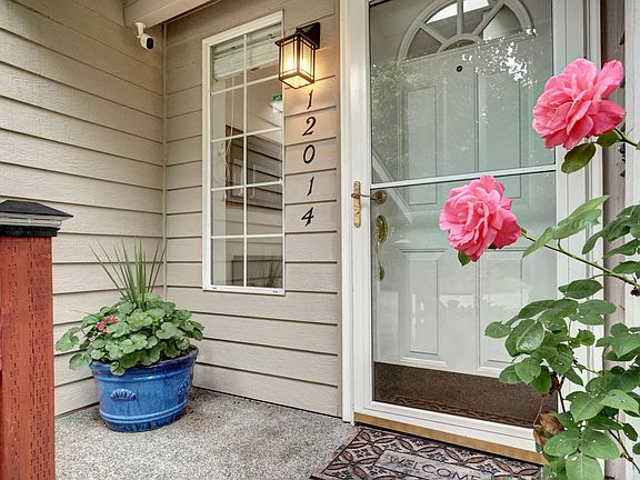4th image of 12014 224th Avenue Ct E