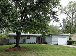 1300 SW Clontarf St, Topeka, KS 66611