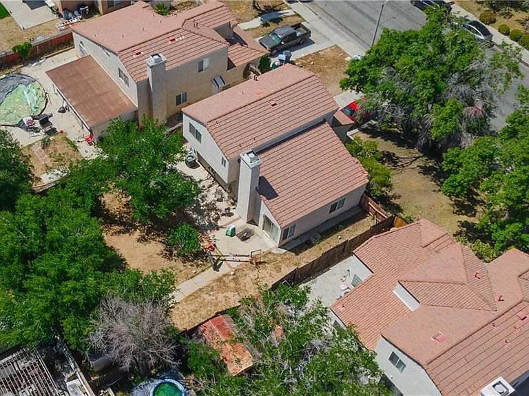 44920 Calston Ave — Photo 17