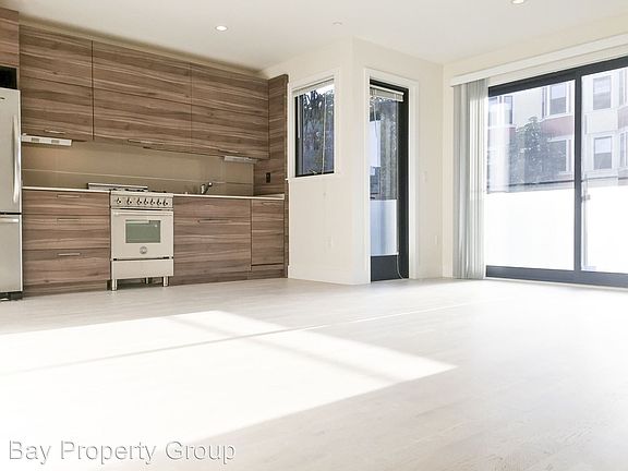 4th image of 413 Valencia St Unit 201