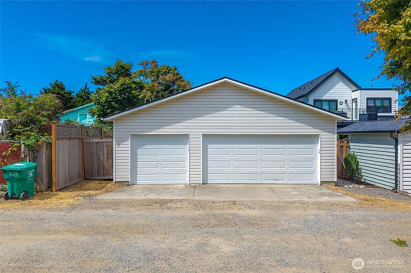 2nd image of 2712 57th Avenue SW