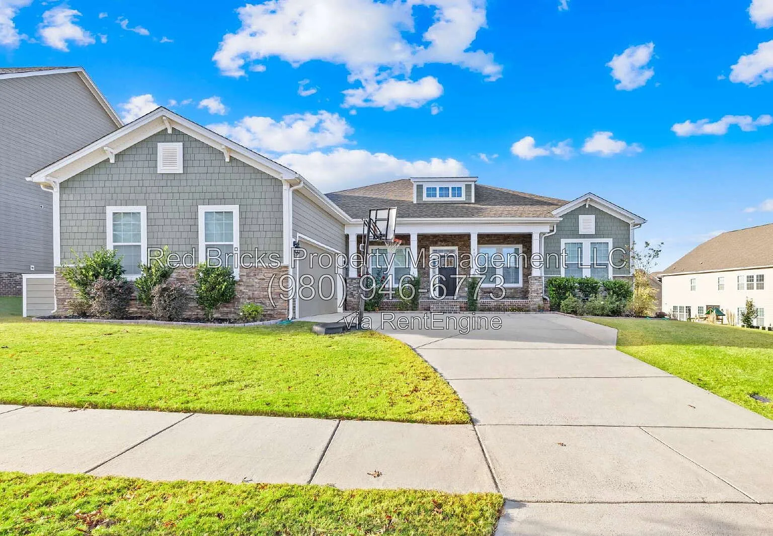 4 bed, 3.0 bath, 2736 sqft, $2,895 — Photo 1