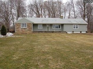 4640 E Calla Rd, New Middletown, OH 44442