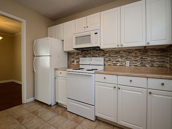 4th image of 5803 Lafayette Ave Unit 5803