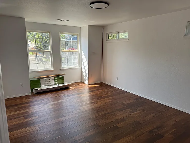399 Kevin Ct SE — Photo 11