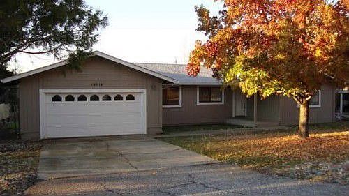 1st image of 18014 Lake Forest Dr