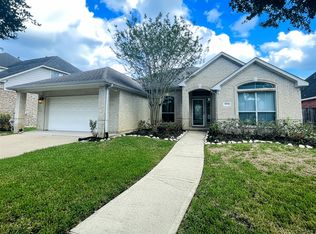13011 Sandflower Ln, Sugar Land, TX 77498