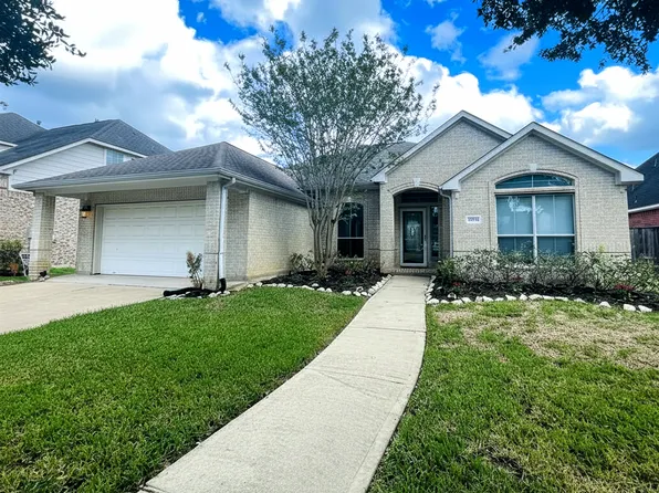 13011 Sandflower Ln, Sugar Land, TX 77498