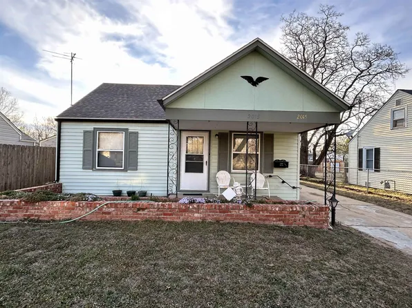 2015 S Exchange Pl, Wichita, KS 67213