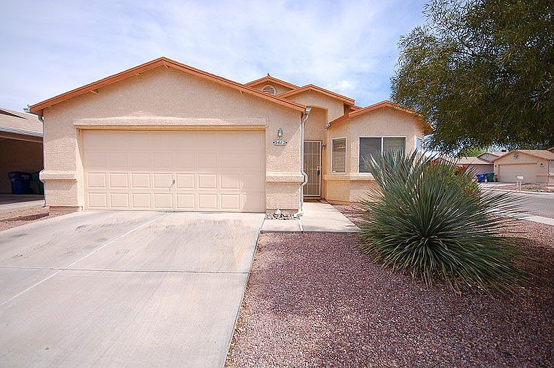 Welcome to 3412 W. Courtney Crossing Place.  A lovely home on a corner.