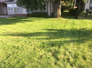 425 N Lake Dr, Caledonia, MI 49316