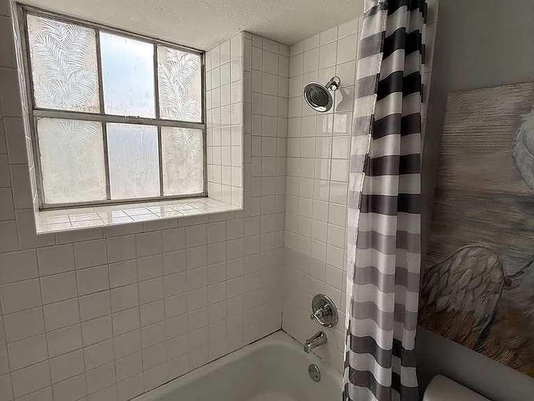 3730 Fairfield Ave #242 — Photo 18