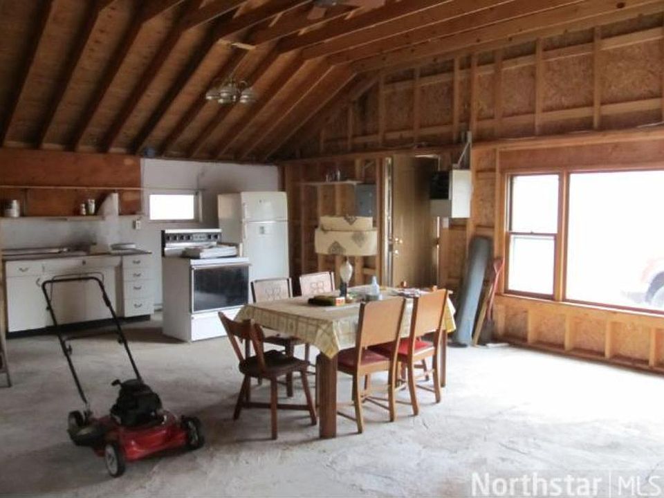 2nd image of 8642 E County Road Y