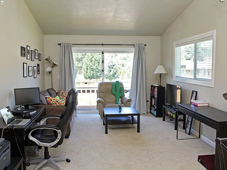 1922 NW 143rd Ave #46 — Photo 5