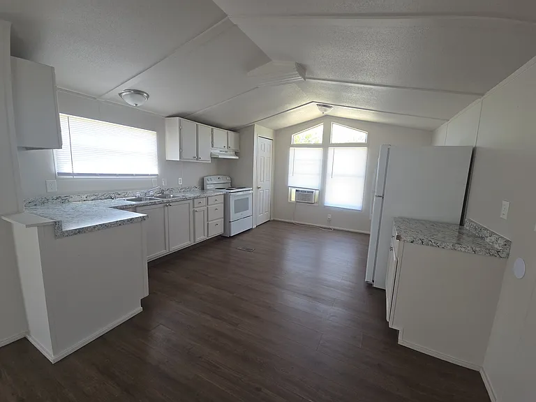 4351 S Double Rock Rd — Photo 3