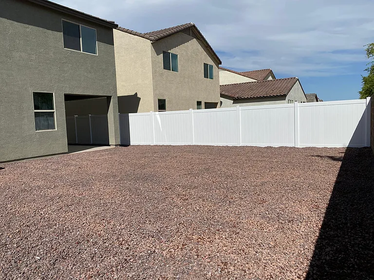 9009 W Jefferson St — Photo 16