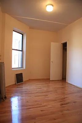 Rented by Lang Realty LLC | media 2